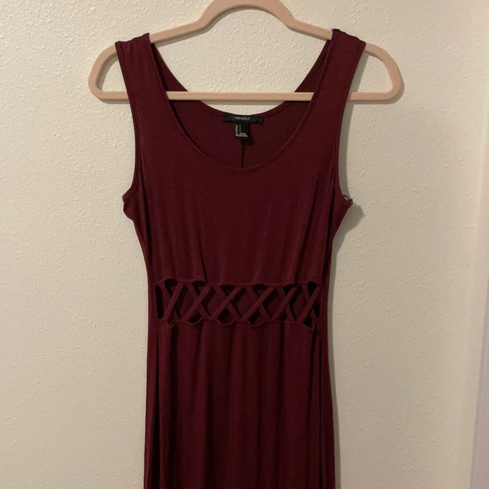 Long burgundy maxi dress